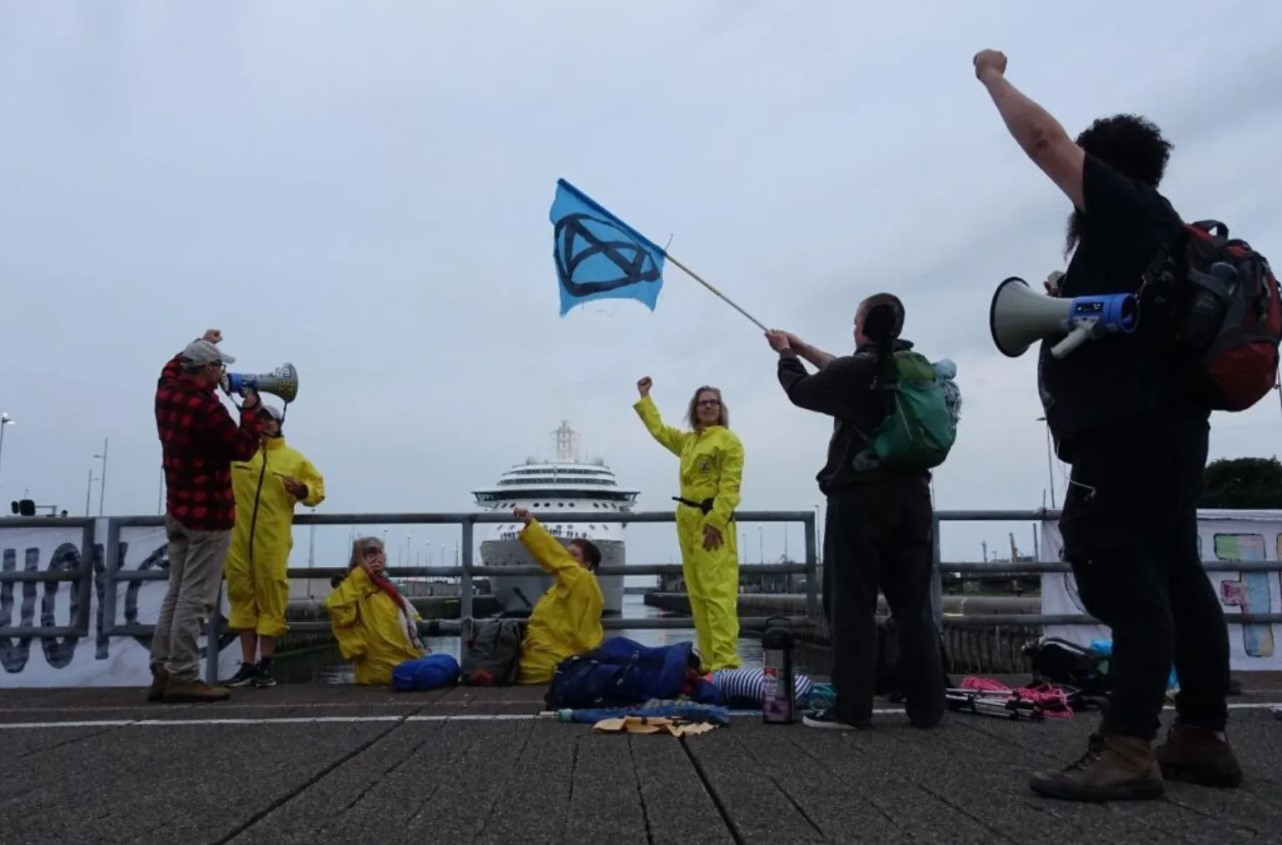 klimaktivistak-kikötő-hollandia, Fotó: Extinction Rebellion
