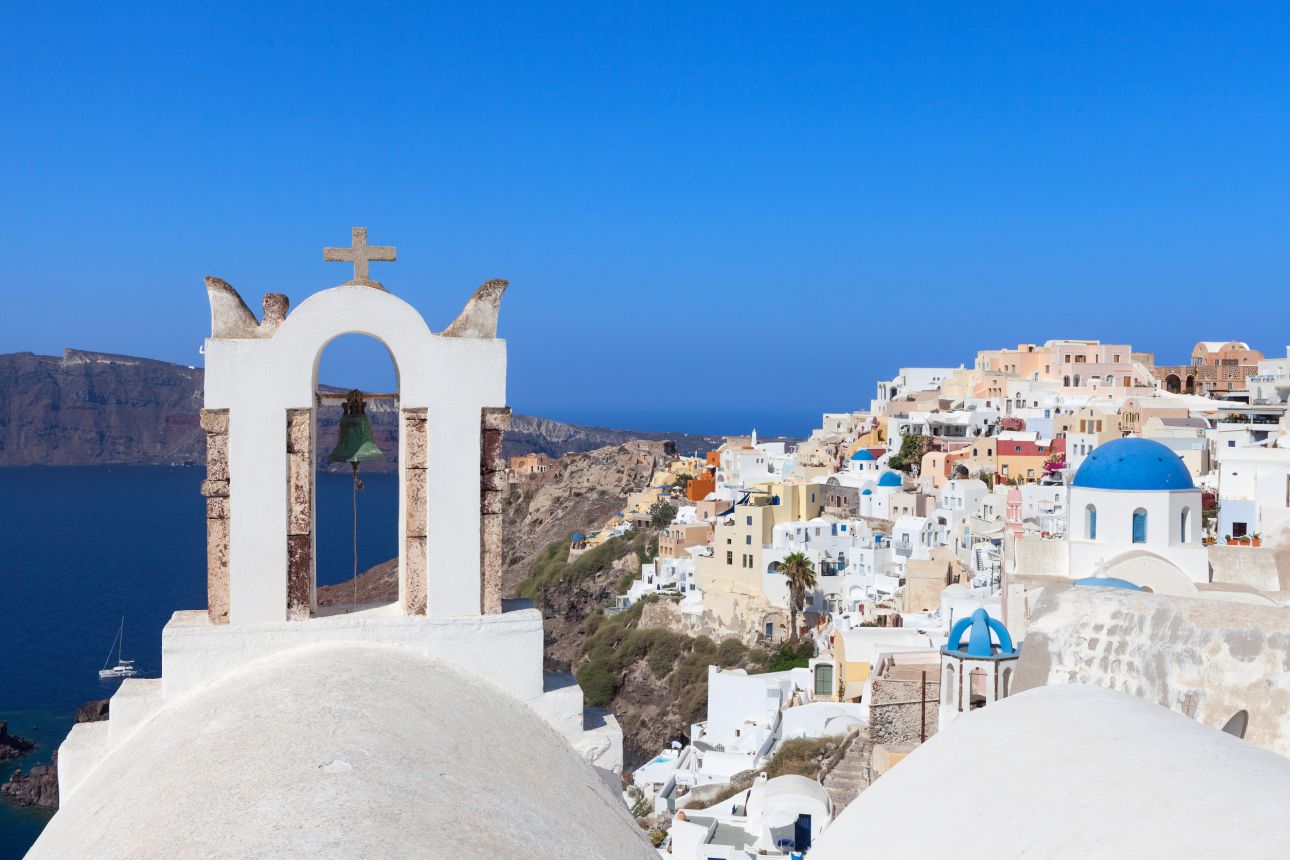 Gorog-Santorini-123rf-2