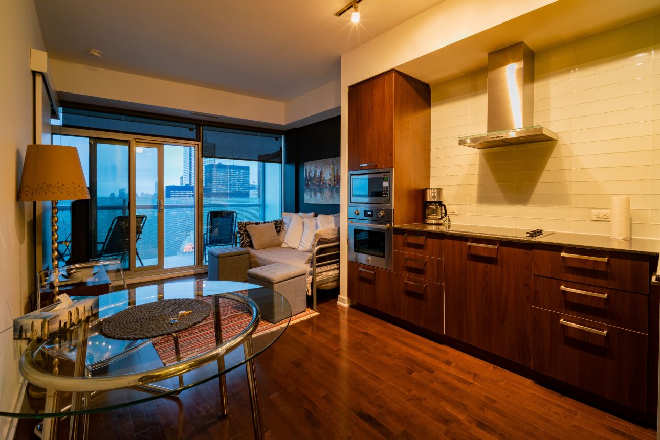 airbnb-6-123rf