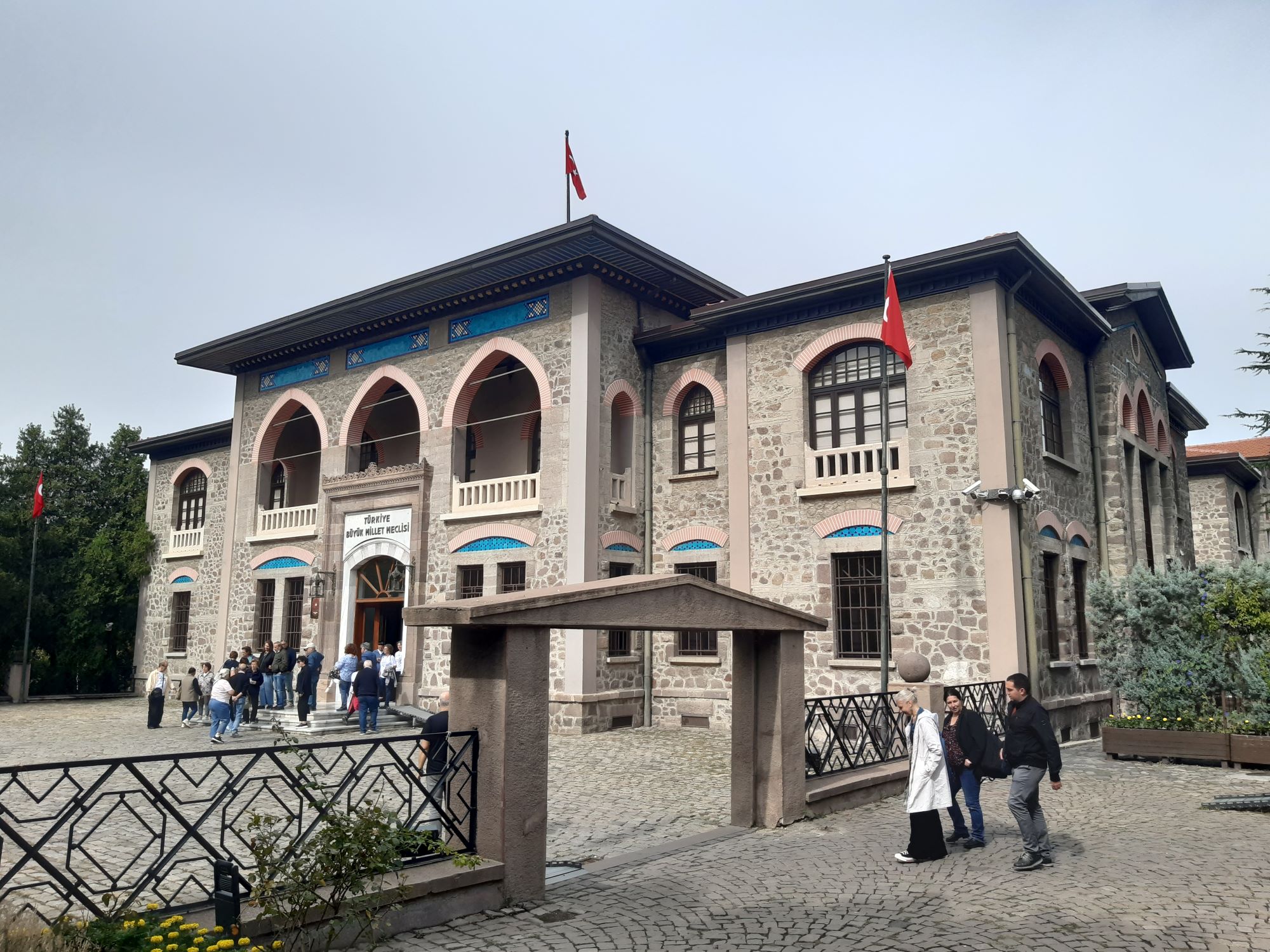 Az egykori parlament épülete, Fotó: turizmus.com