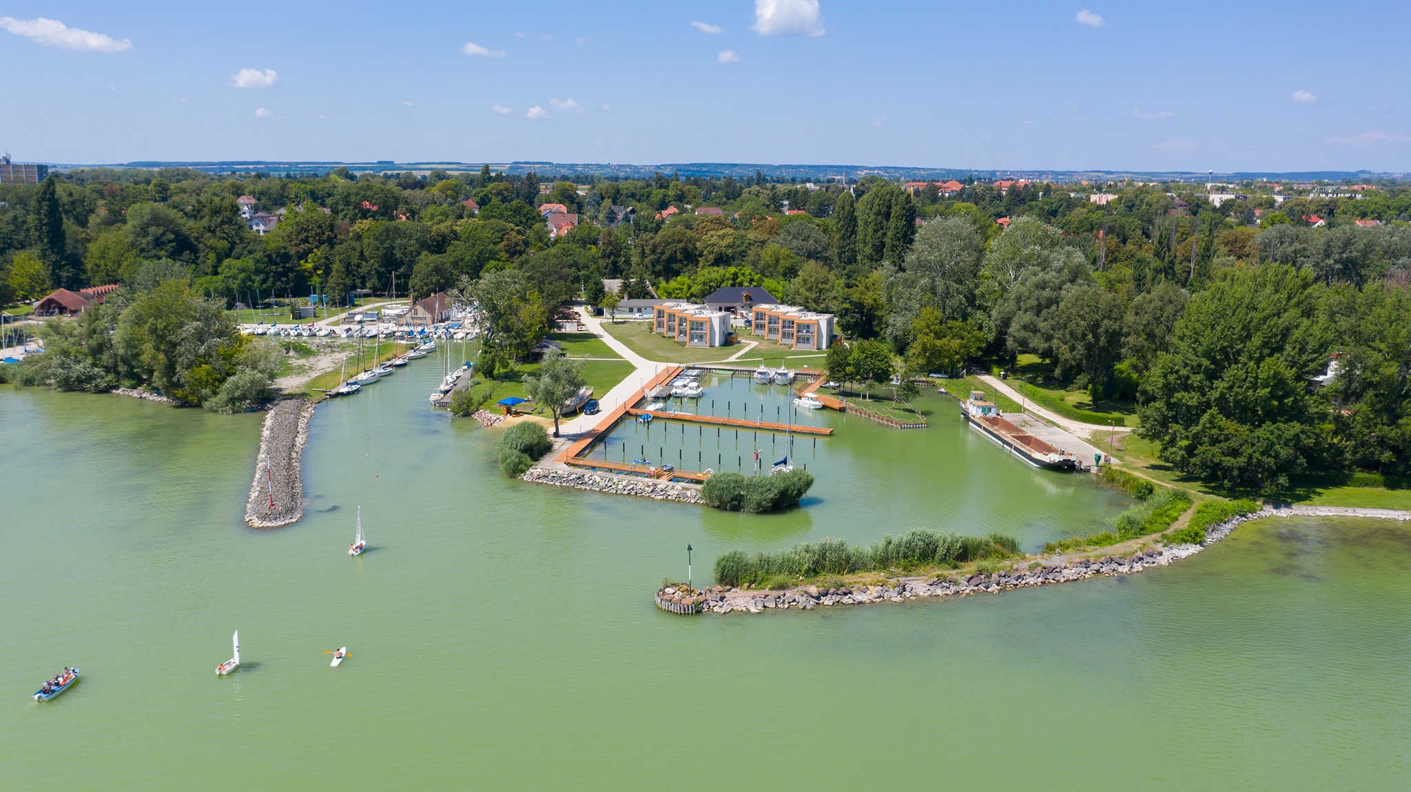 elso-balatoni-sporthorgasz-centrum, Fot&oacute;: Akv&aacute;rium Apartmanh&aacute;zak/Facebook