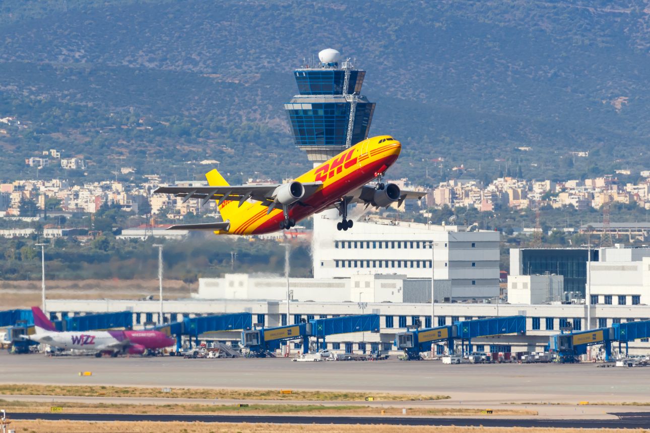 Athen-repuloter-123rf-2