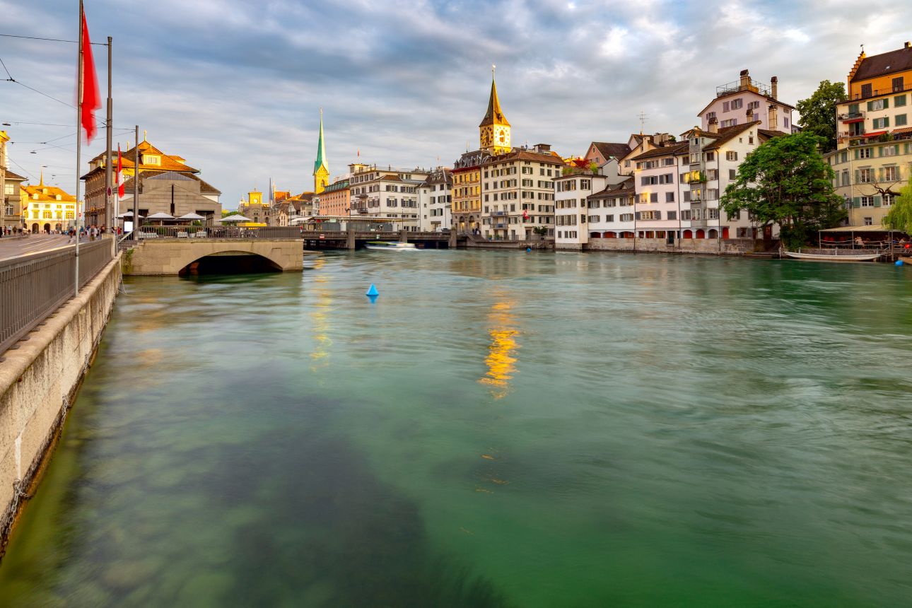 Svajc-Zurich-123rf