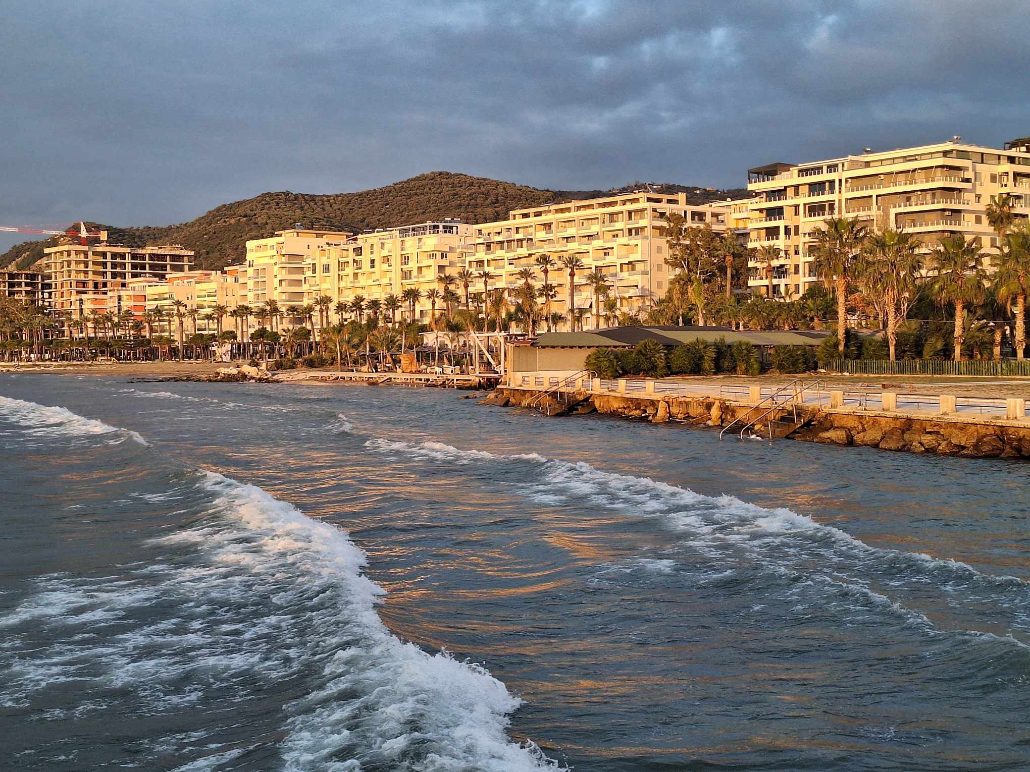 vlora-setany-aranyora