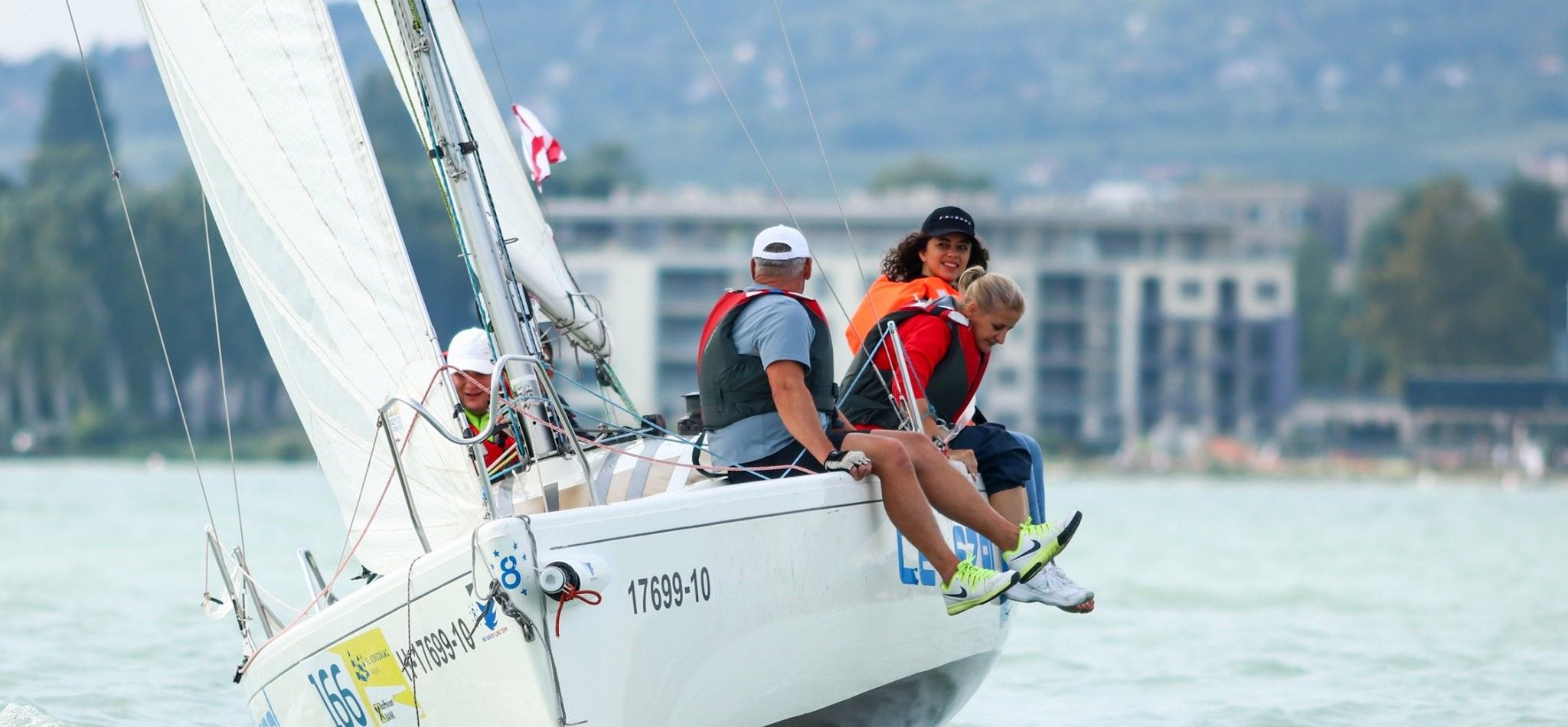 Regatta hajon, Fotó: turizmus.com