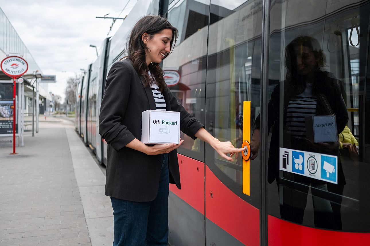 B&eacute;cs_csomagszall-vill, Fot&oacute;: Wiener Linien/W&ouml;hringer