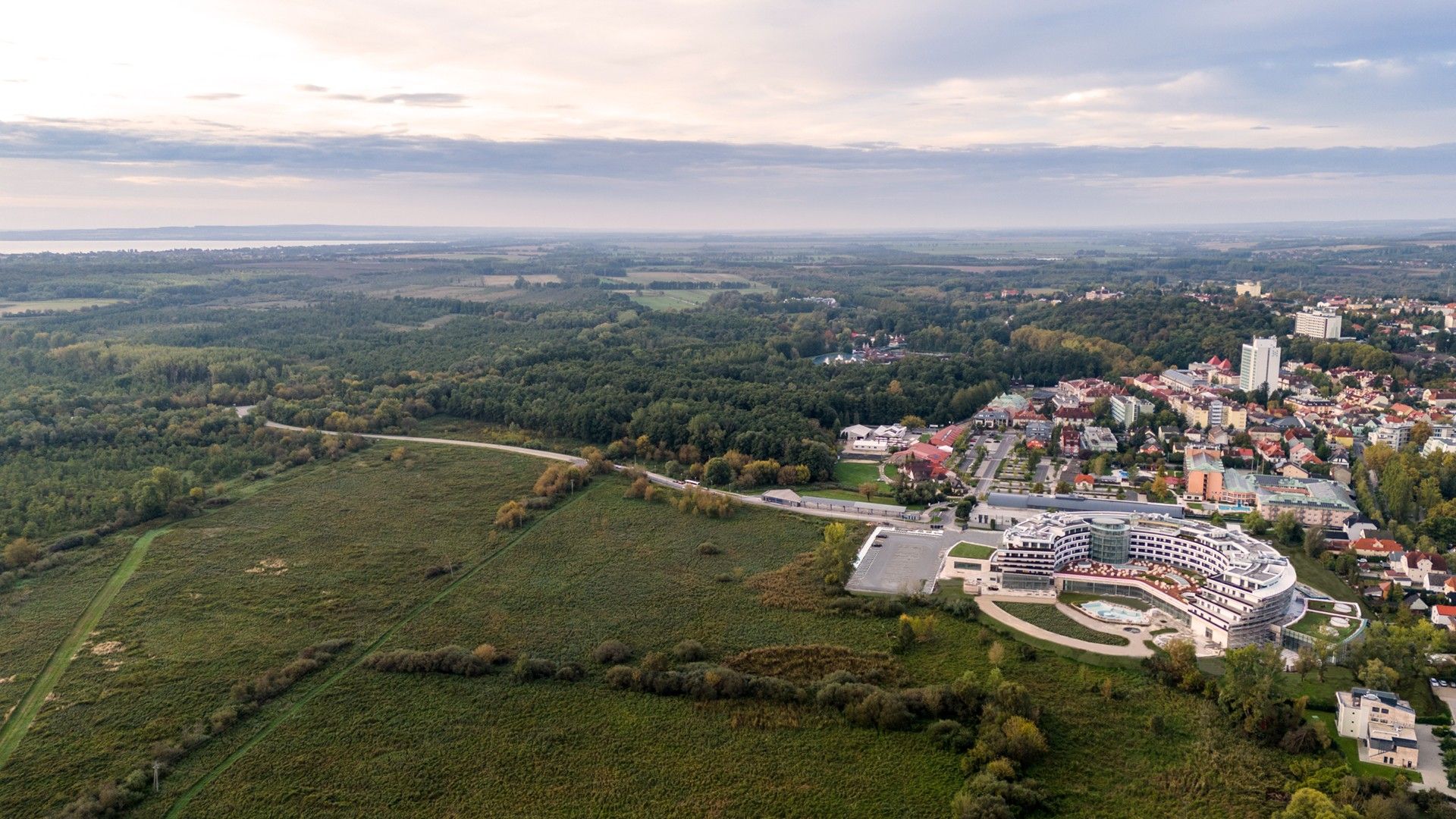 videki-sz-le-primore-tavoli