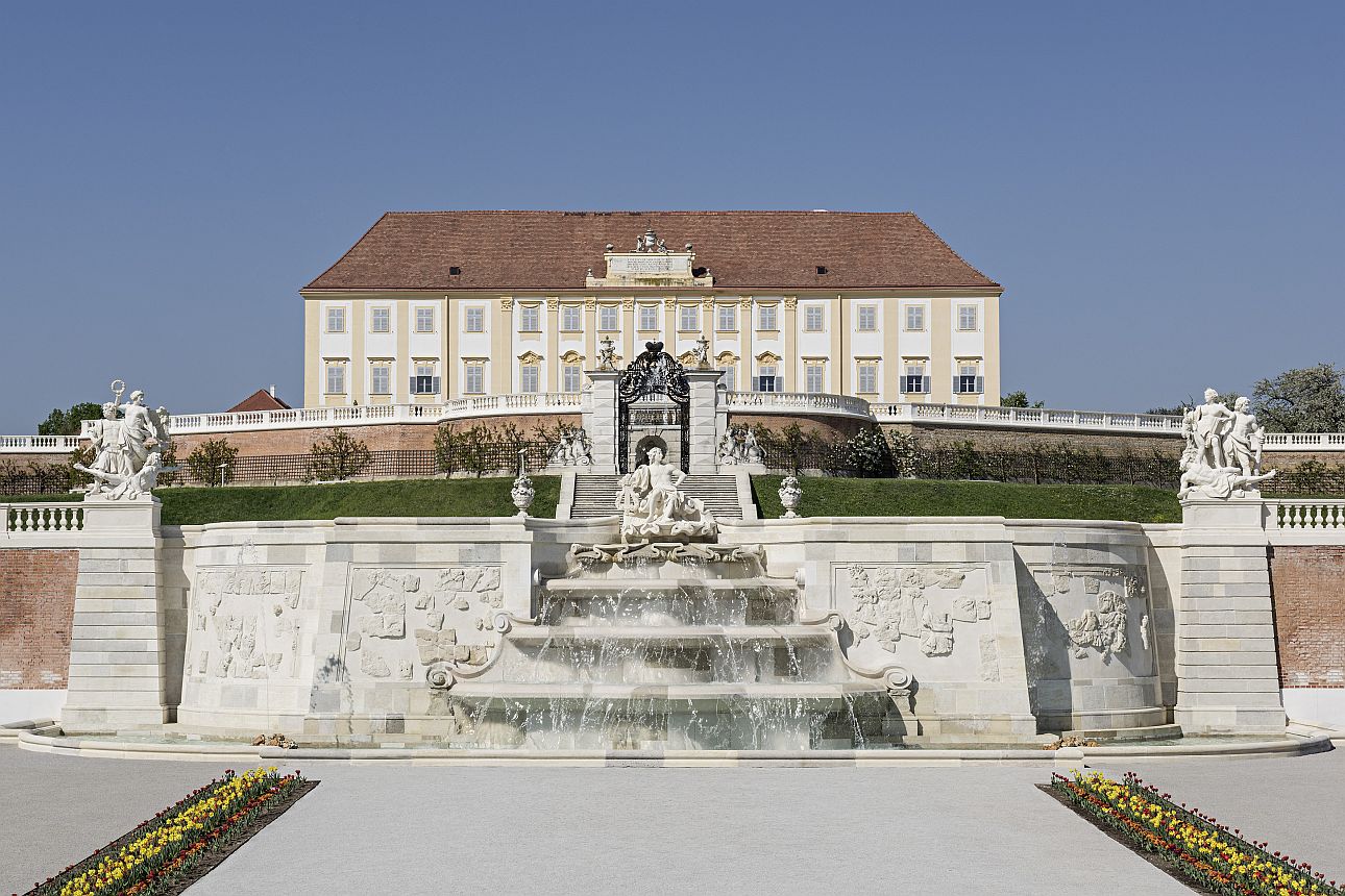 SchlossHof-szökőkút, Fotó: SKB Hertha Hurnaus