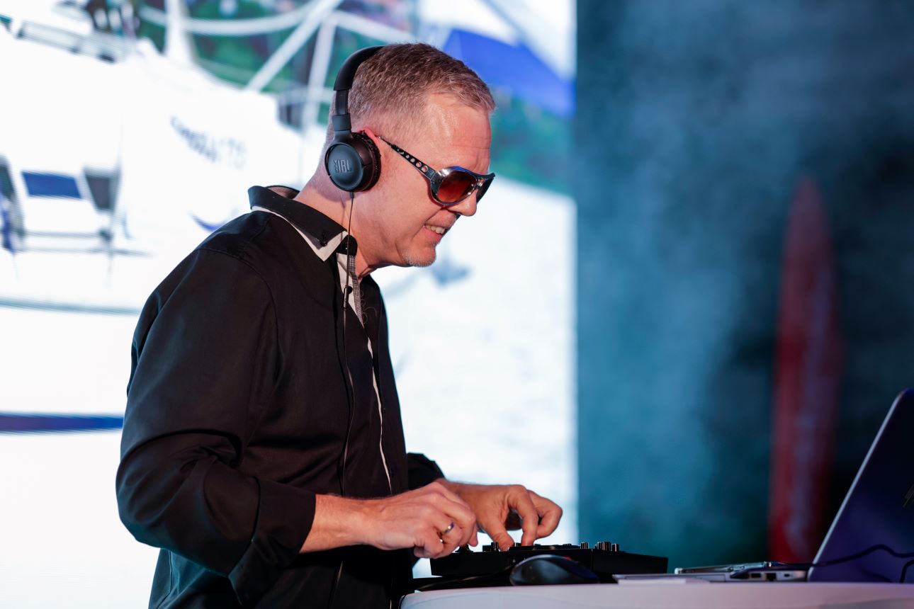 Regatta-DJ, Fot&oacute;: Gr&oacute;sz Bal&aacute;zs