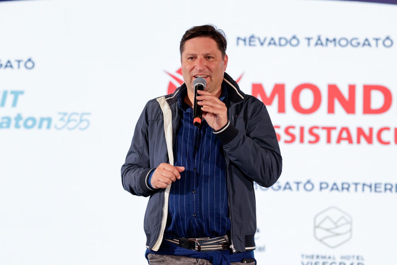 Regatta-Mondial, Fot&oacute;: Gr&oacute;sz Bal&aacute;zs
