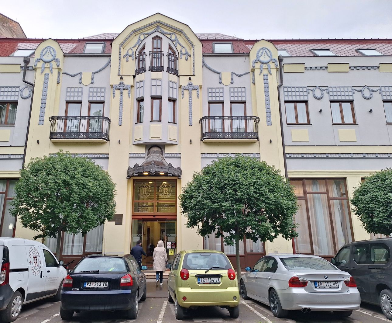 royal-hotel-zenta