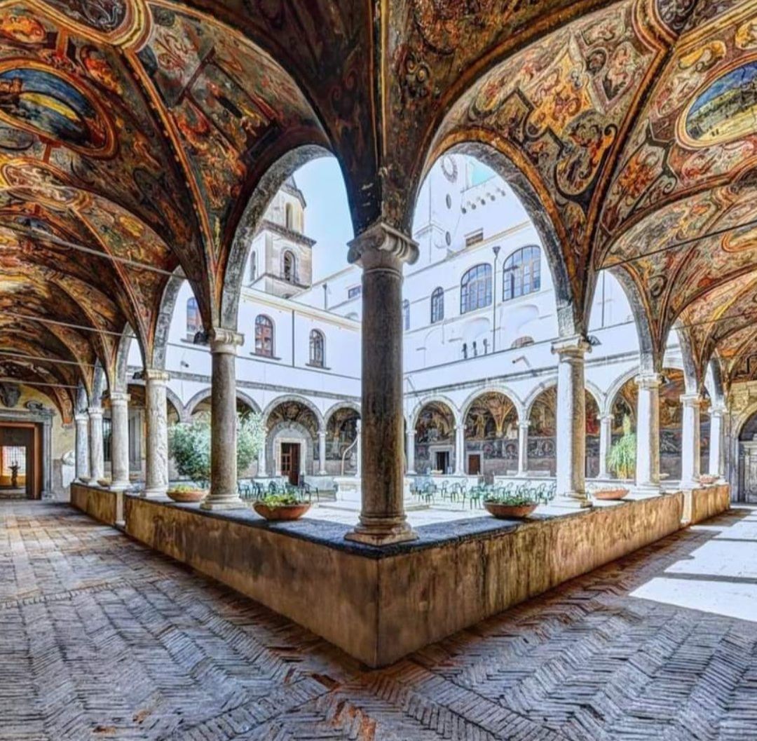 Napoly-Santa-Maria-La-Nova-fb