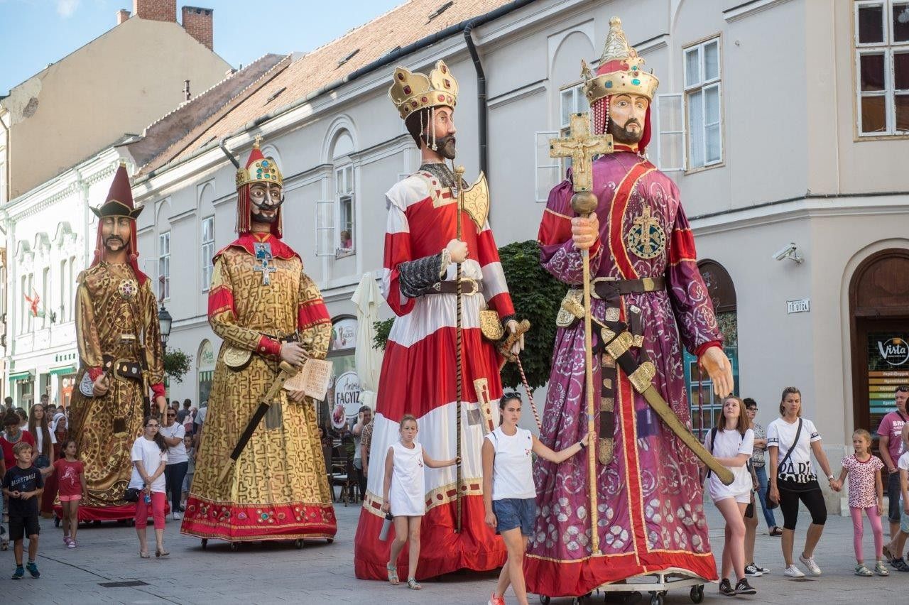 fehérvár-bábok, Fotó: Székesfehérvár Turizmus