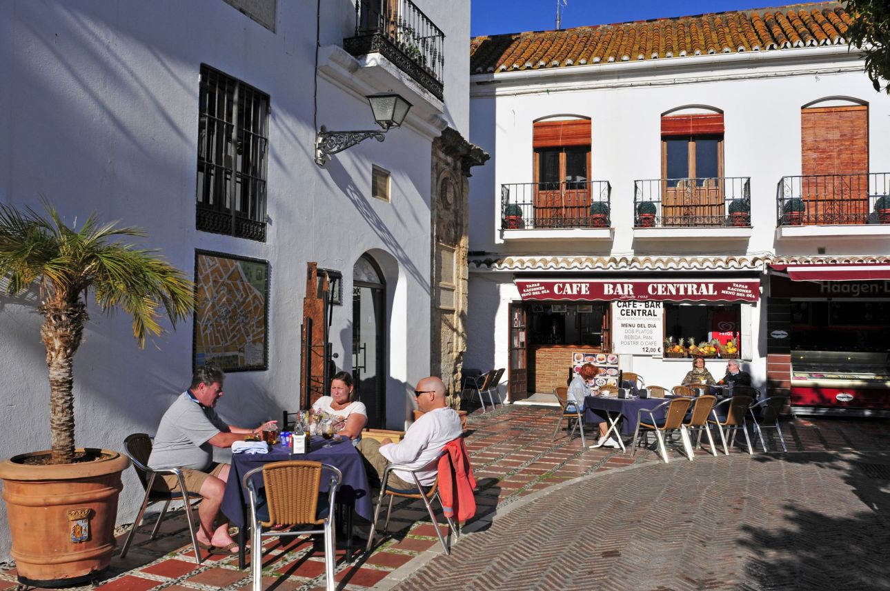 Spanyol-marbella-etterem-123rf