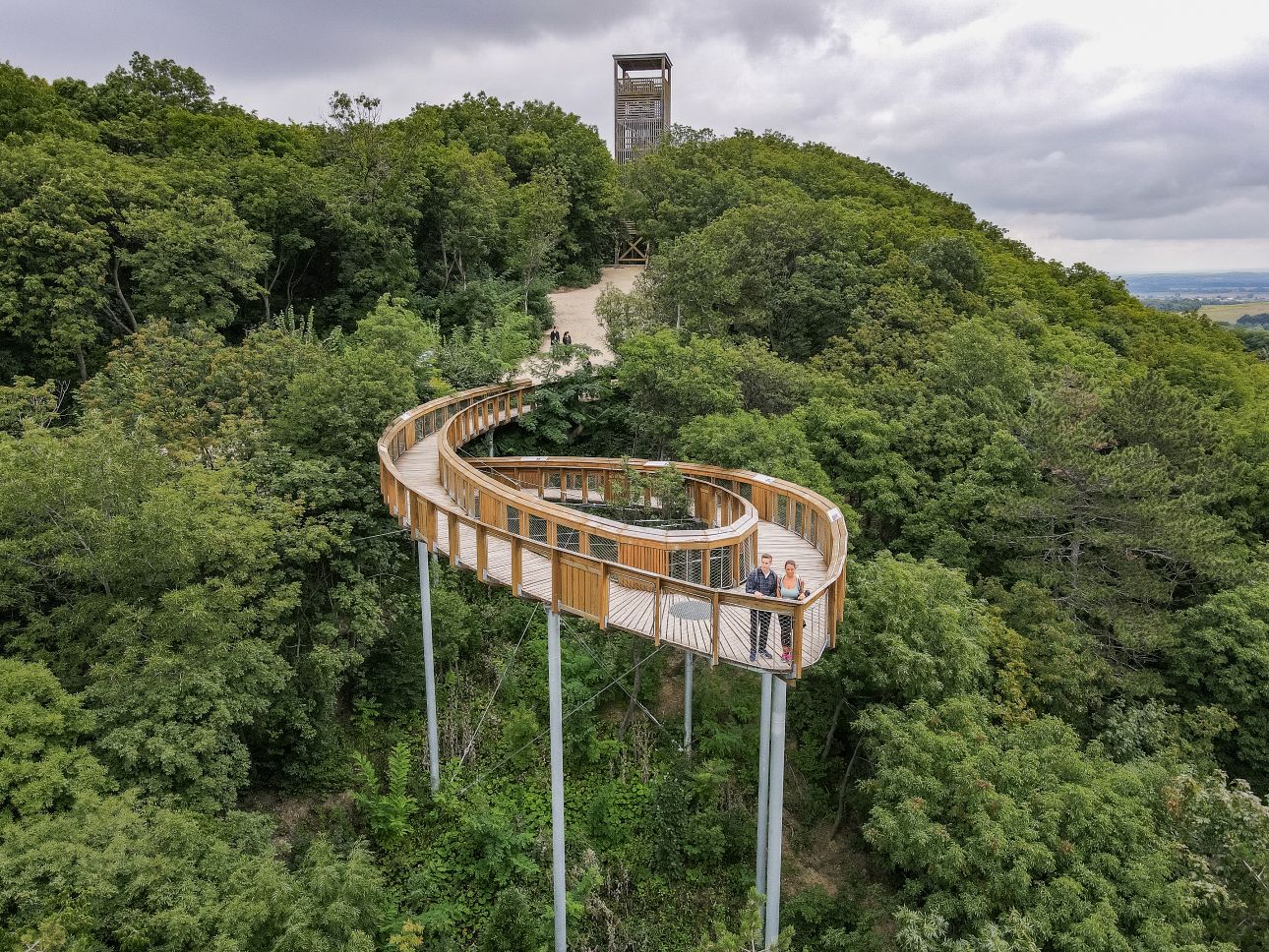 pannonhalma-boldog-mor-kilato-es-lombkorona-tanosveny, Fotó: Aktív Magyarország