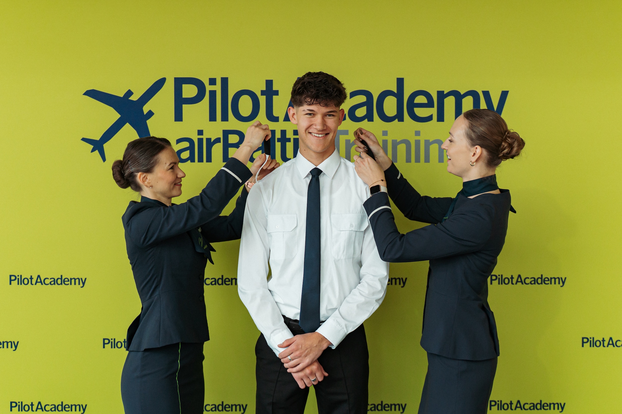 airBaltic Pil&oacute;ta Akad&eacute;mia, Fot&oacute;: airBaltic