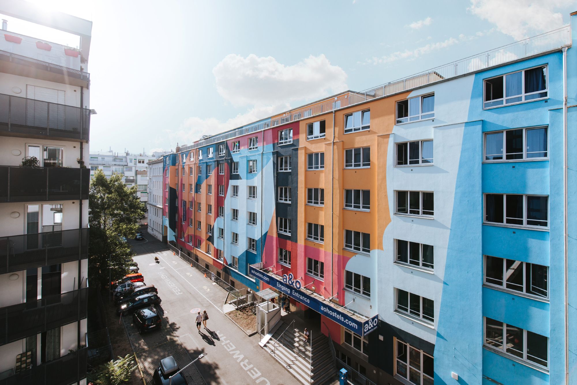 aohostels-wien-hbf-facade-06-10MB