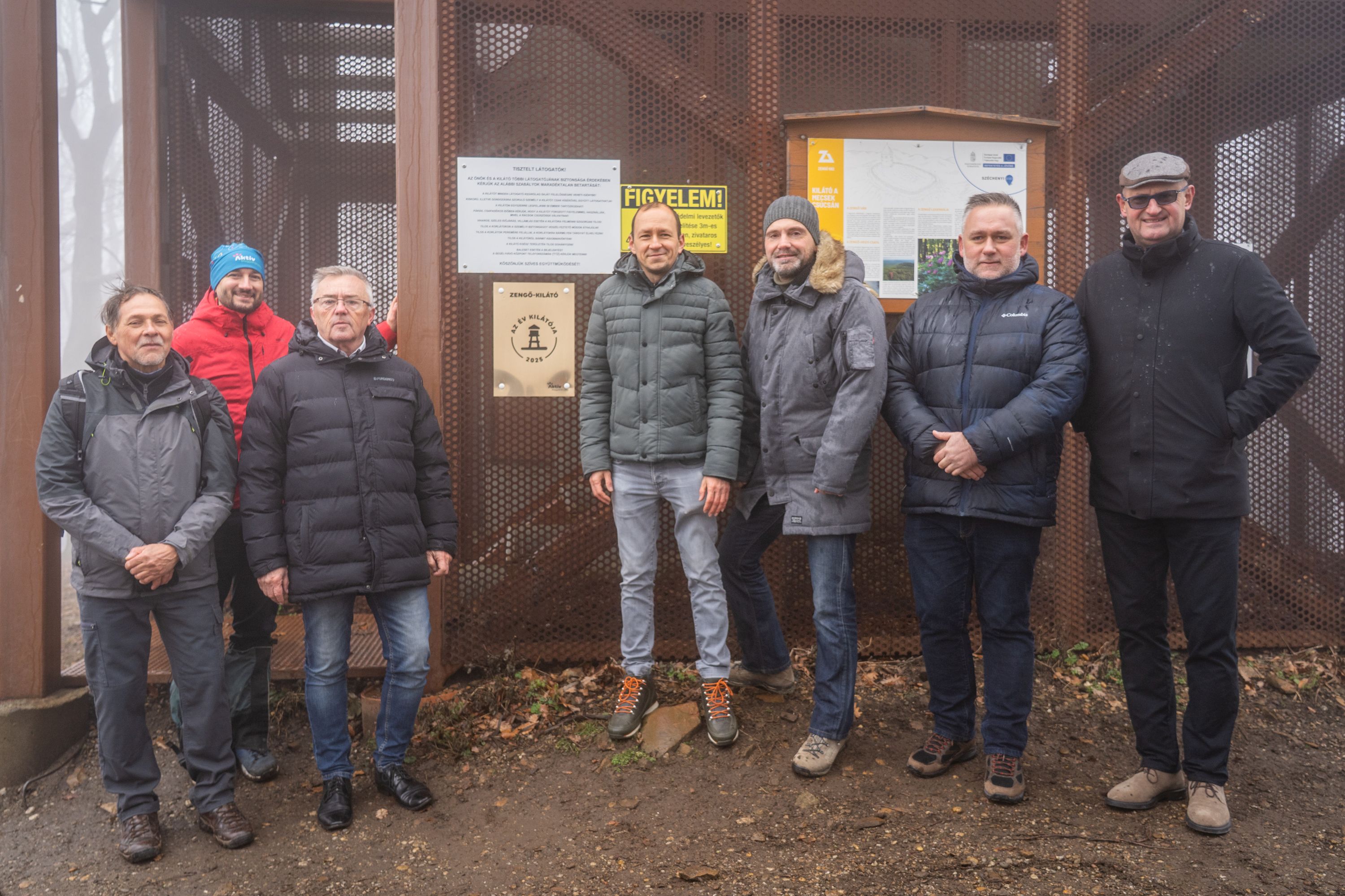 felavatott-tabla, Fot&oacute;: Akt&iacute;v Magyarorsz&aacute;g Fejleszt&eacute;si K&ouml;zpont