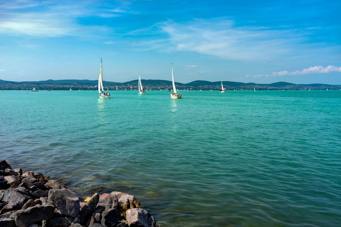 Balaton vitorl&aacute;sok, Fot&oacute;: 123rf.com