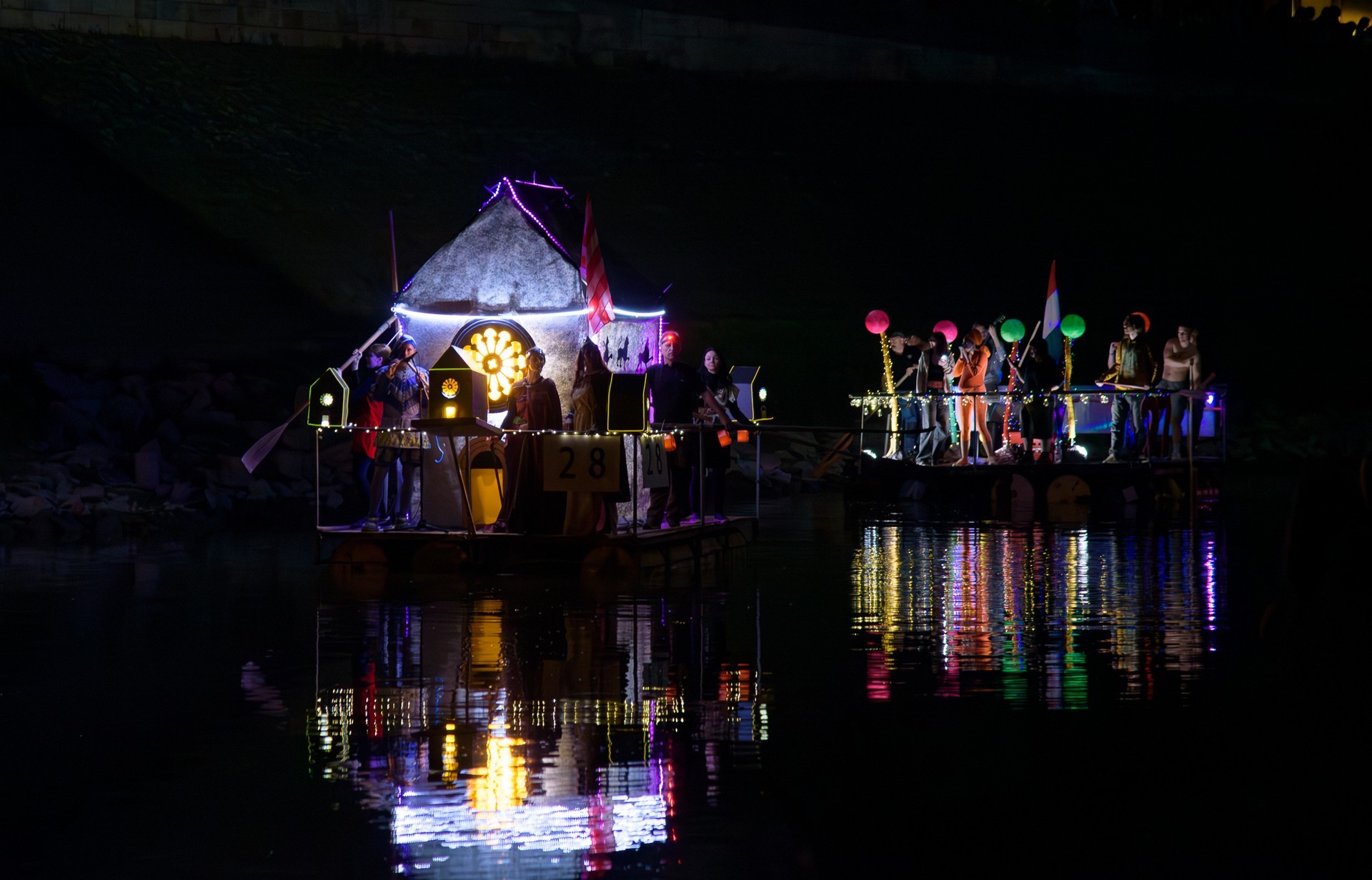 Lampionos Hajos Felvonulas_Visit Esztergom, Fot&oacute;: Visit Esztergom