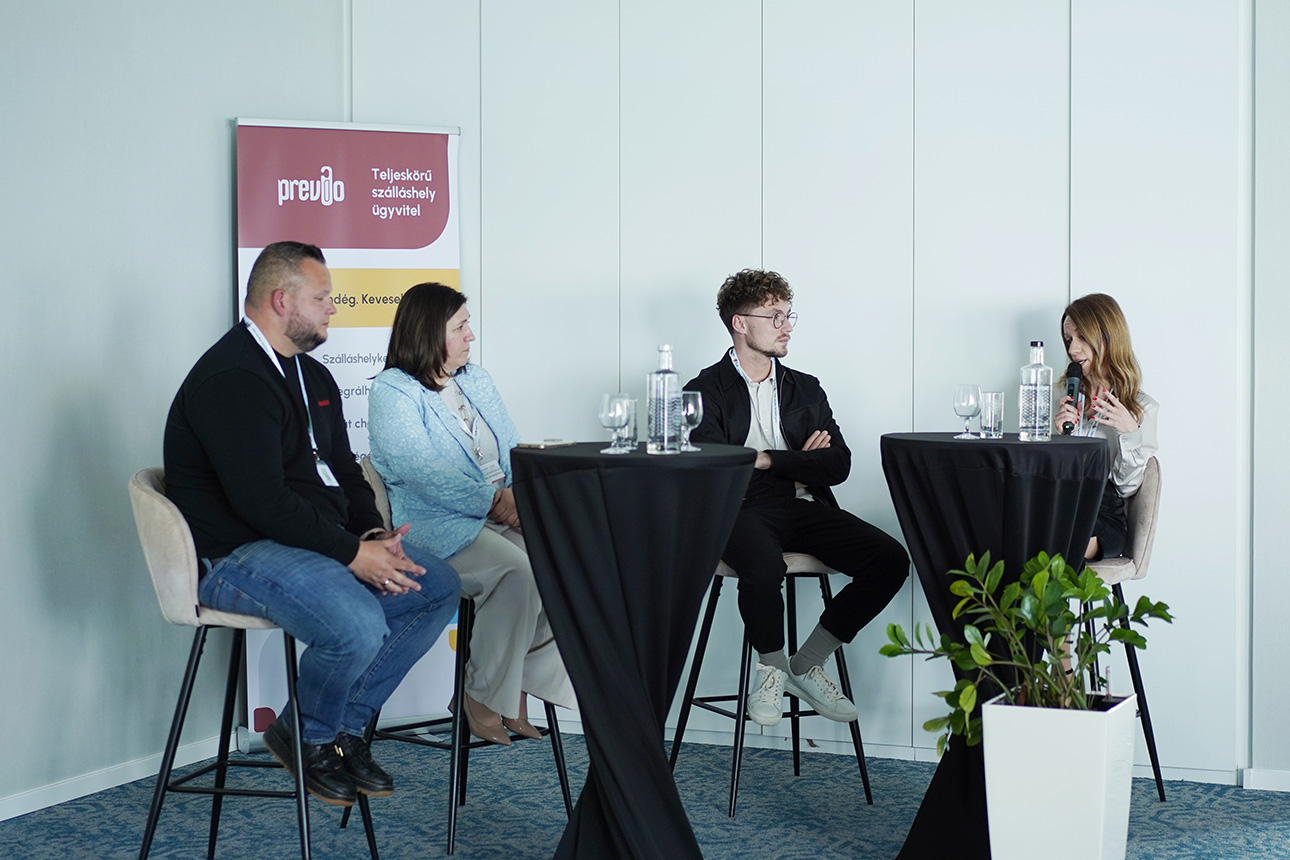 Vincze P&eacute;ter, Horv&aacute;th Judit, dr. Csapody Bence, Turucz Ren&aacute;ta, Fot&oacute;: Previo