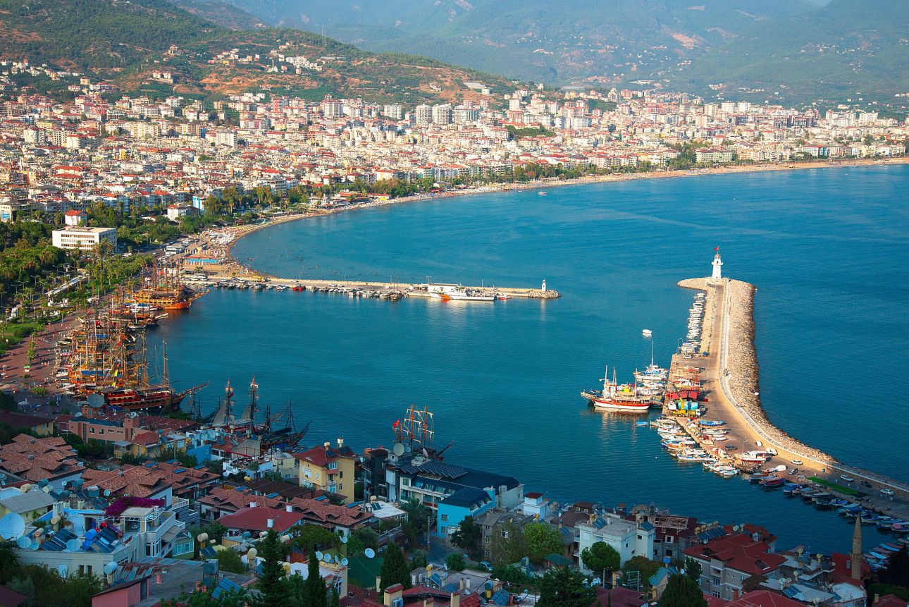 Antalya-123rf