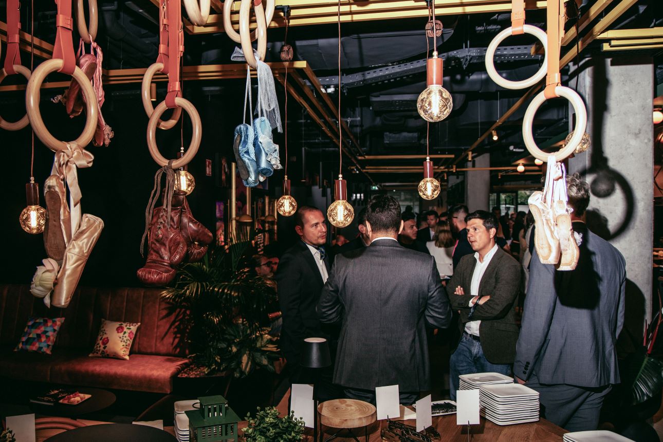 Moxy-Hotel-balettcipok-KoverIstvan_0, Fotó: Kövér István