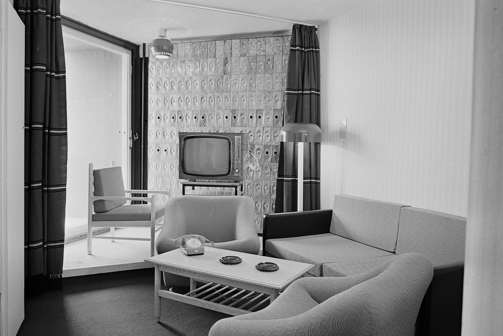 Hotel-Helikon-fortepan-bauer-sandor, Fotó: Fortepan / Bauer Sándor