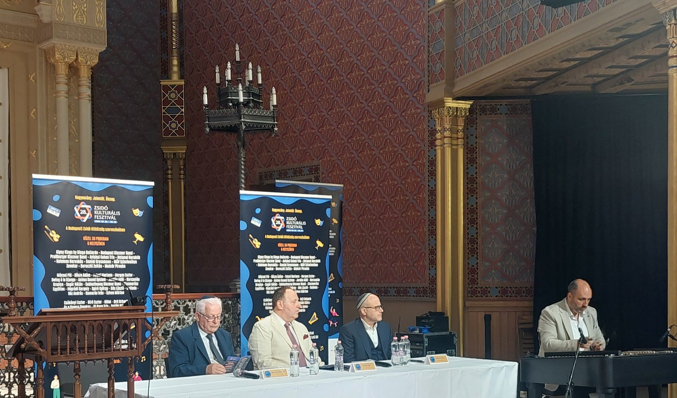 Mester Tamas-Grosz Andor-Karolyi K. Laszlo, Fotó: turizmus.com