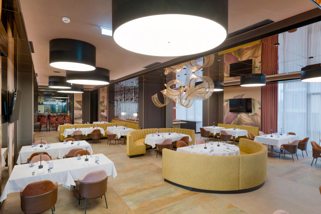Mercure-Oradea-etterem-accor