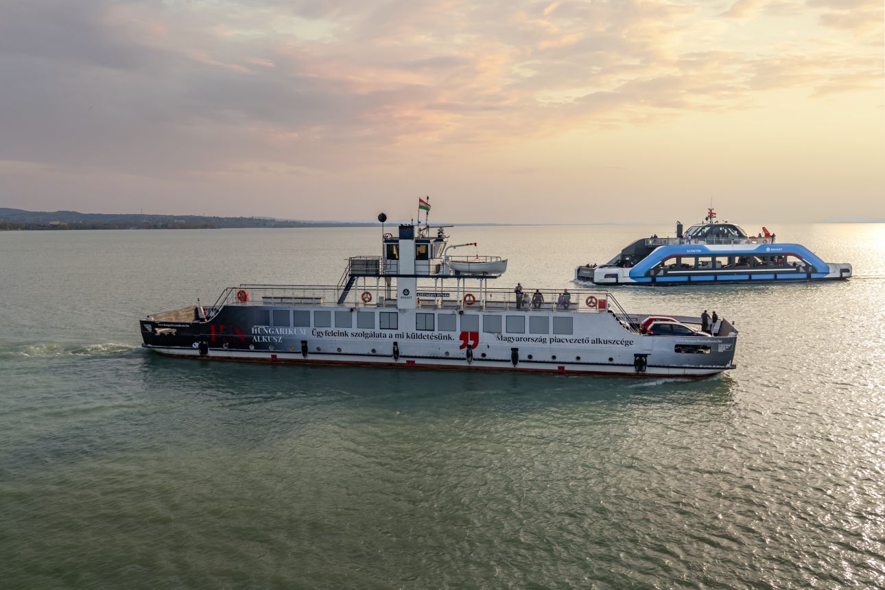 kompjárat a Balatonon, Fotó: Bahart
