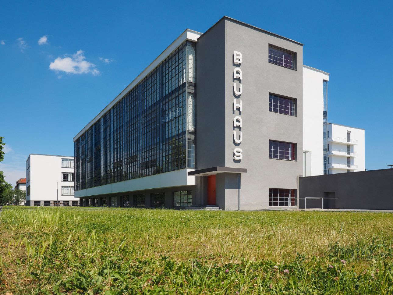 Dessau-Bauhaus-Muzeum-123rf