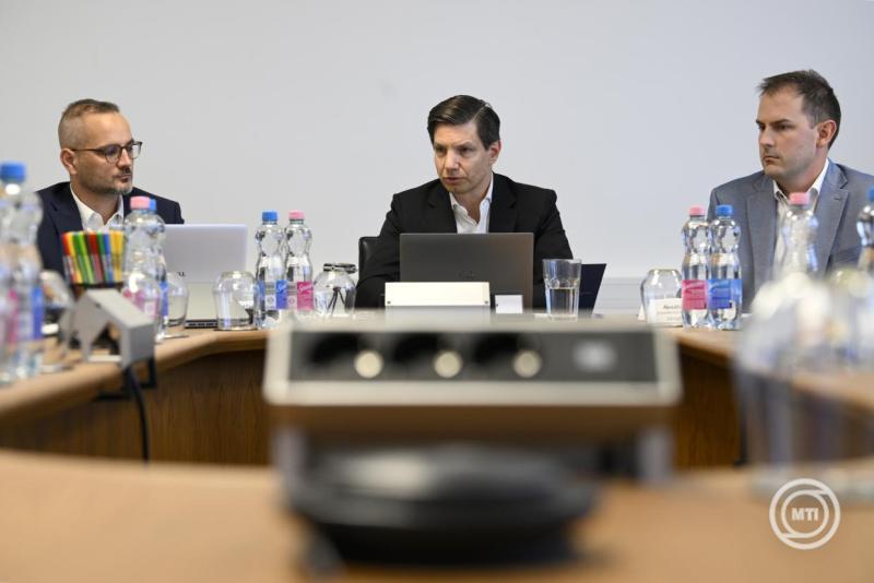 MTU sajtobeszelgetes 10.05., Fotó: MTI/Kocsis Zoltán