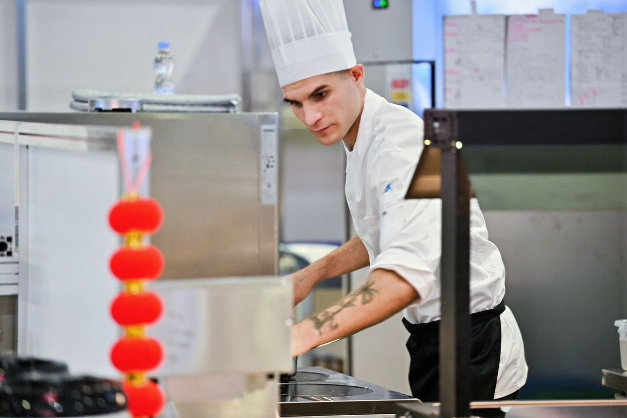 WorldSkills Shanghai-Fekete Jozsef, Fot&oacute;: Nyugat-Balatoni Turizmus-Vend&eacute;gl&aacute;t&aacute;s &Aacute;gazati K&eacute;pzők&ouml;zpont Nonprofit Kft.